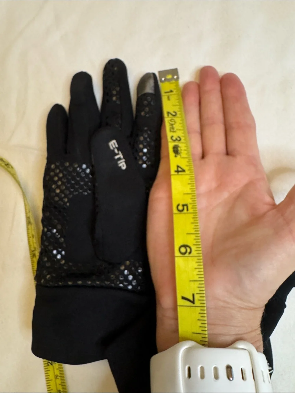 The North Face Women's S Black Etip Recycled Touchscreen Grip Fleece Gloves